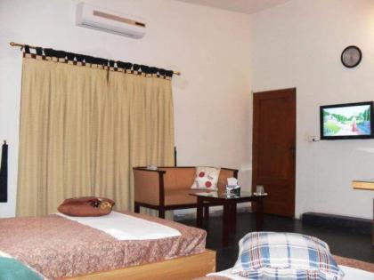 Hotel Rooms DHA - image 2