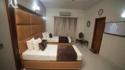 Four Squares Karachi - image 28