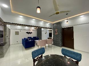 Zaha homes-Suite 3MZ: 2br Family apt with pool - image 4