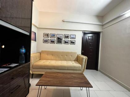 No Unmarried couple- 1-Bed Apartment in North Kara - image 10