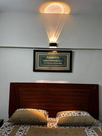 No Unmarried couple- 1-Bed Apartment in North Kara - image 15