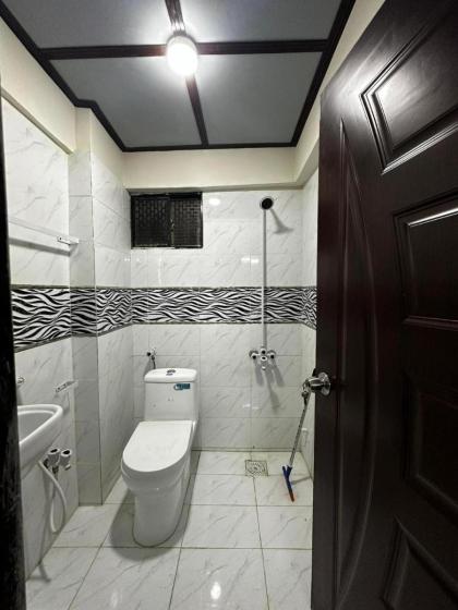 No Unmarried couple- 1-Bed Apartment in North Kara - image 19