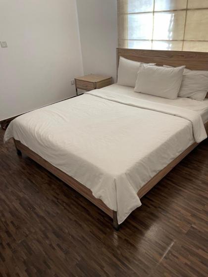 Ghumo - DHA Near Sea View Serviced Apartments - image 8