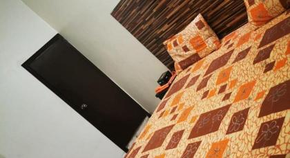 Couples Friendly Guest House - image 14