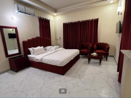 Couples Friendly Guest House - image 29