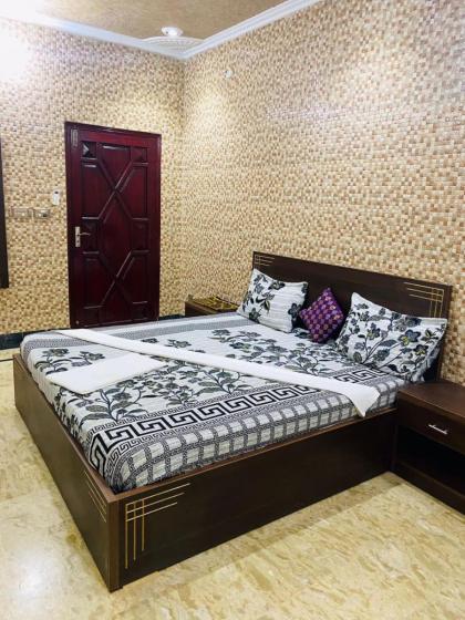 Jinnah inn Guest House - image 12