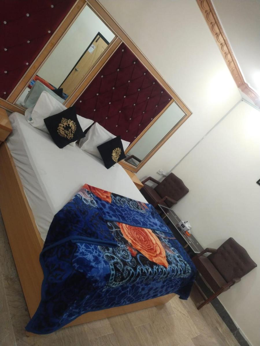 Hotel Inn Gulistan-e-Jhour - image 2