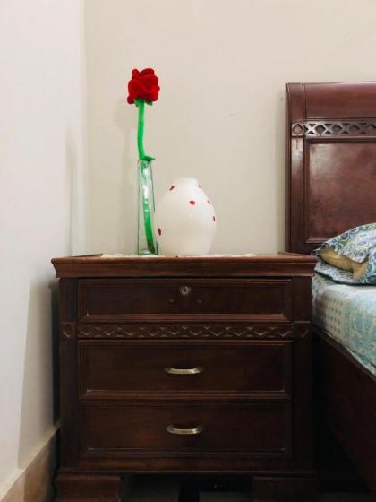 Gulshan Guest Room - image 17